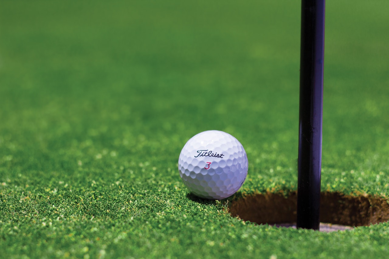 Apprendre le golf chez soi